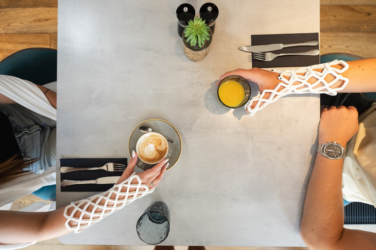 Shower friendly cast